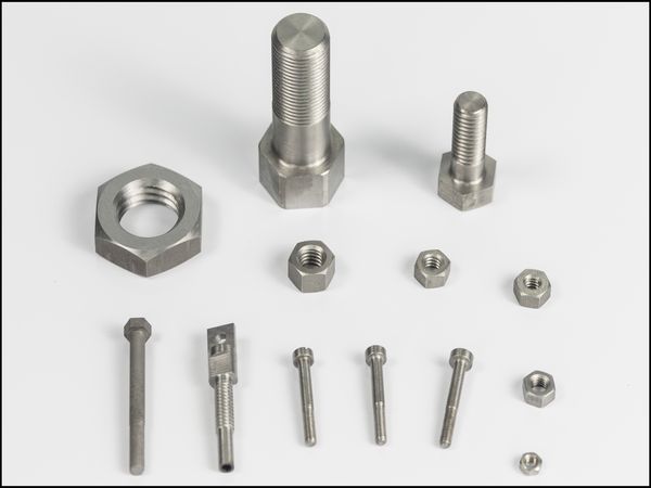 Molybdenum Threaded rod and nut